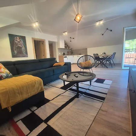 Apartment Dara