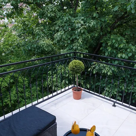 Dara Apartment
