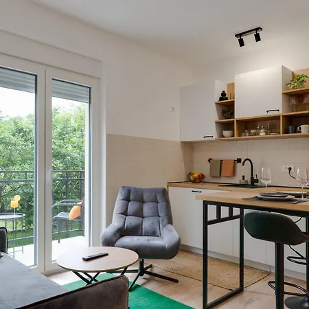 Apartment Dara *